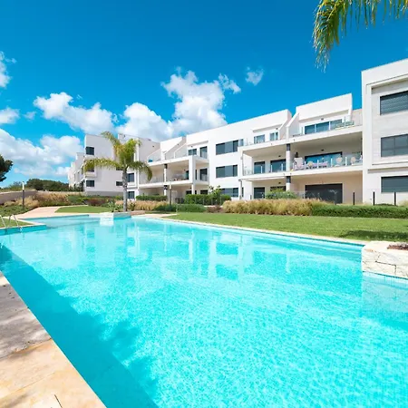 דירה Sunny Azure Golf, Views & Pool